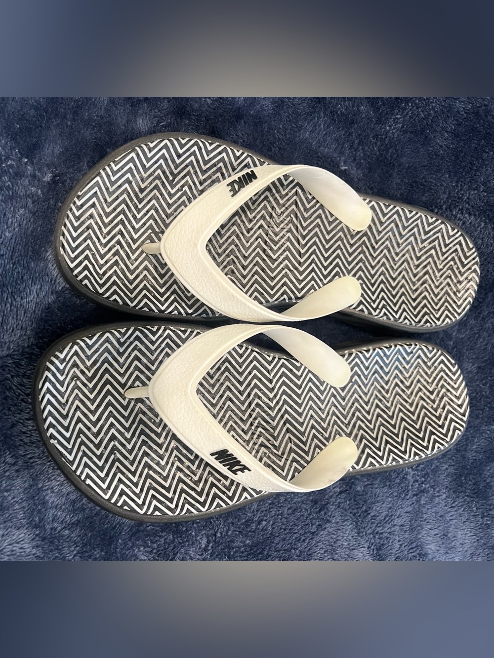 Nike Kids Black and White Chevron Flip Flops